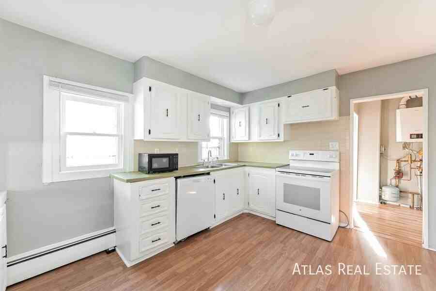 1044 S Quitman St - Photo 5 of 21
