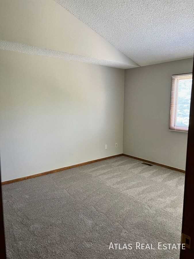 5229 S Zeno Way - Photo 4 of 15
