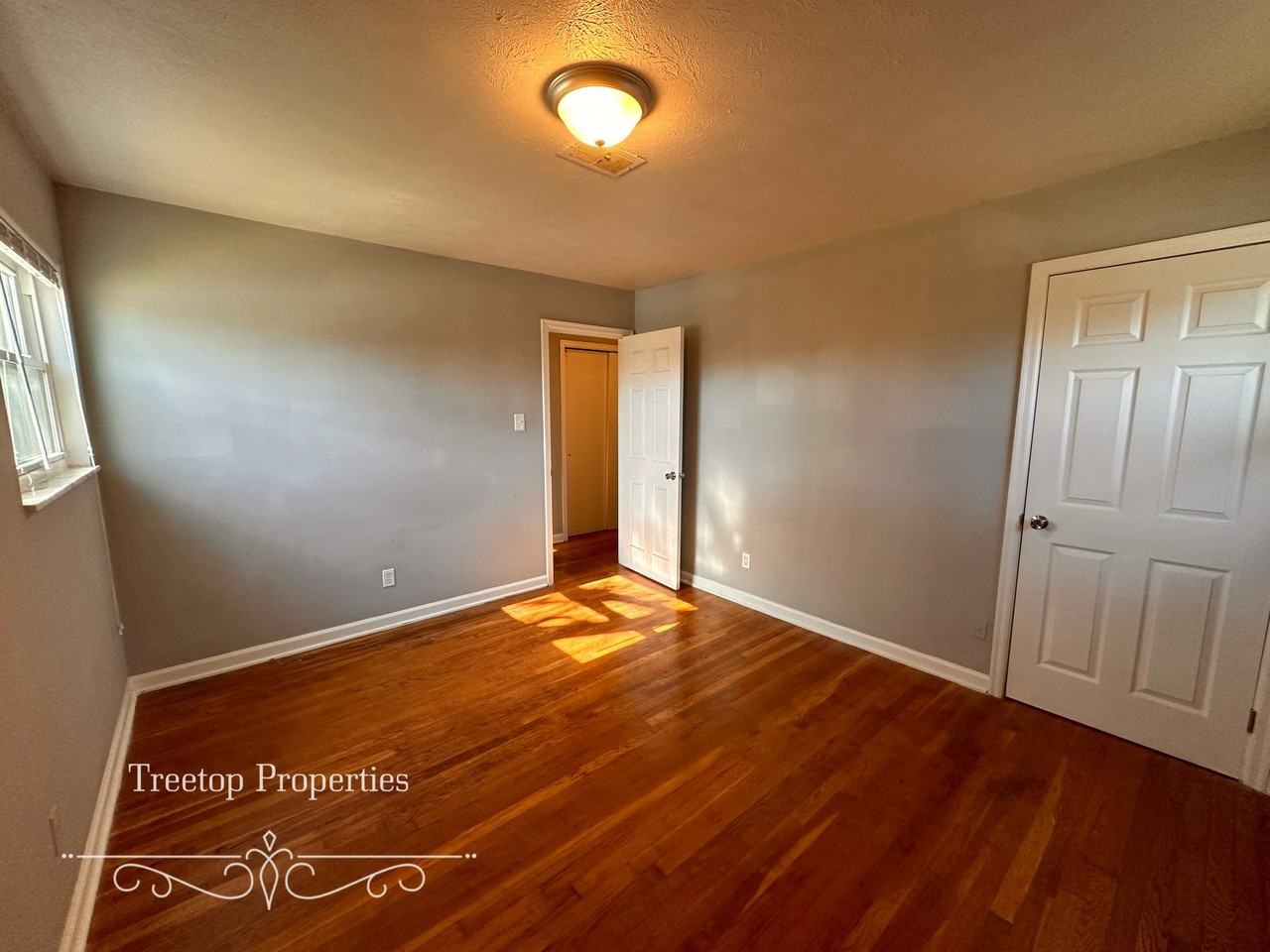 1341 Royalty Ct #7 - Photo 7 of 12