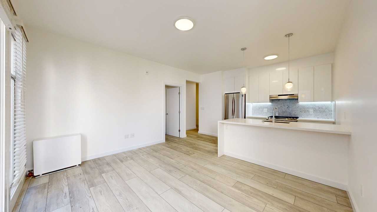 2390 Francisco St #103 - Photo 6 of 16
