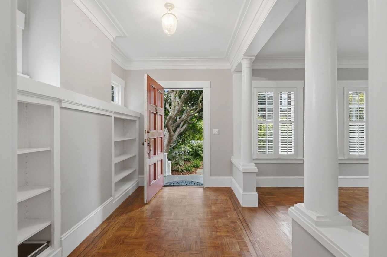242 32nd Ave - Photo 7 of 33