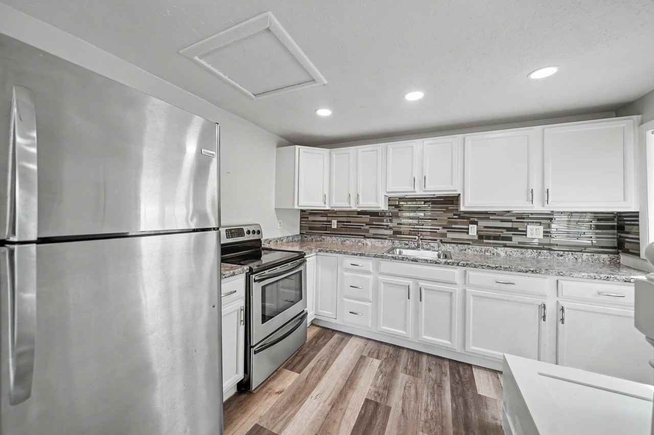 3310 W 3rd Ave - Photo 5 of 15