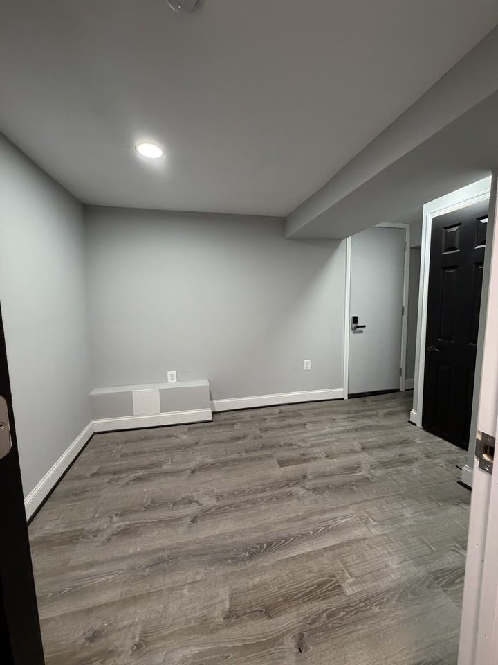 1106 North Lakewood Avenue - Photo 5 of 15
