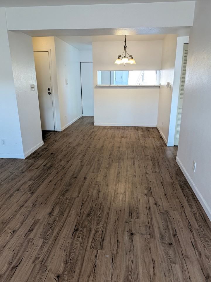303 W Lehow Ave - Photo 6 of 16