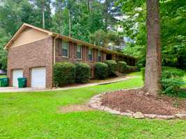 featured image of 4862 Valley Dale Dr Sw #B