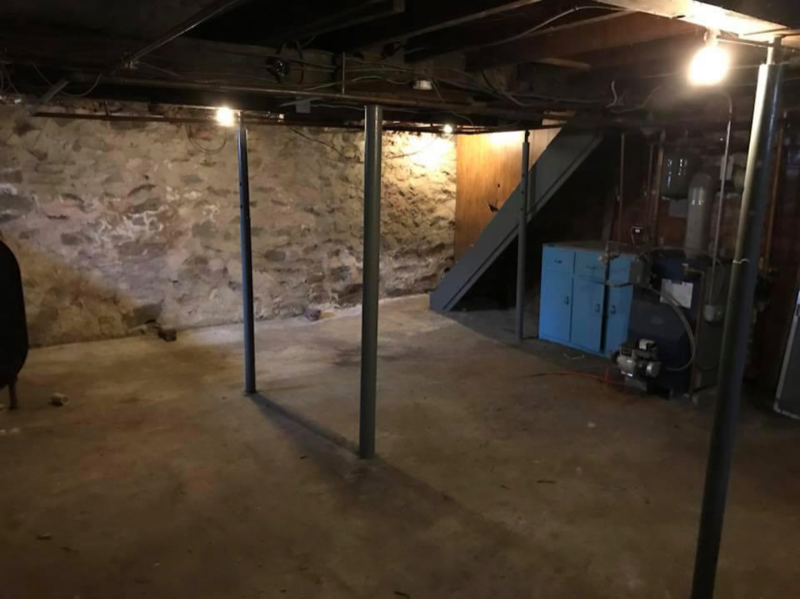 9 Wood St - Photo 2 of 3