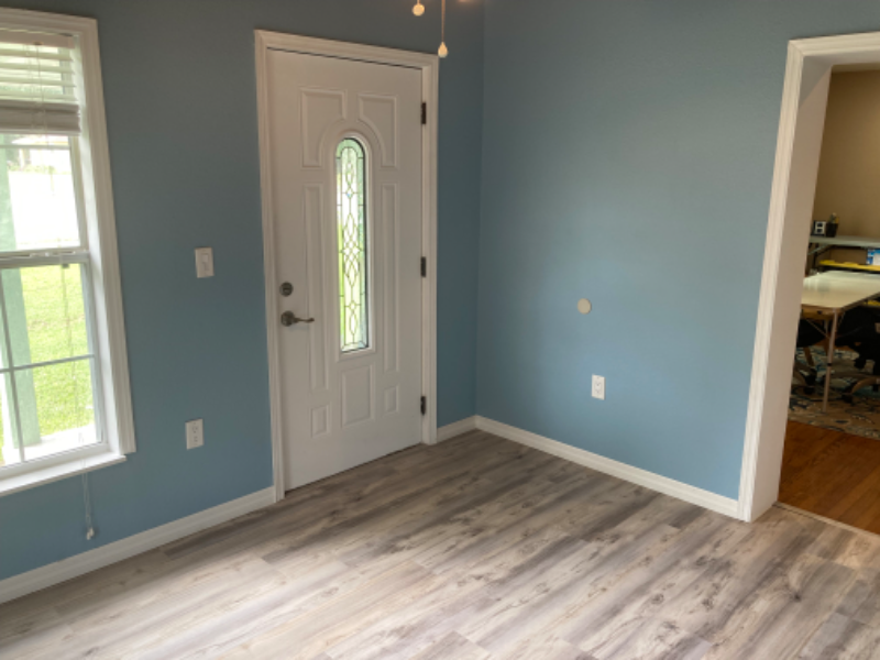 1233 Ne 14th St - Photo 2 of 17