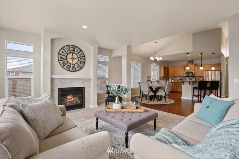 630 Mandee St Se - Photo 4 of 9