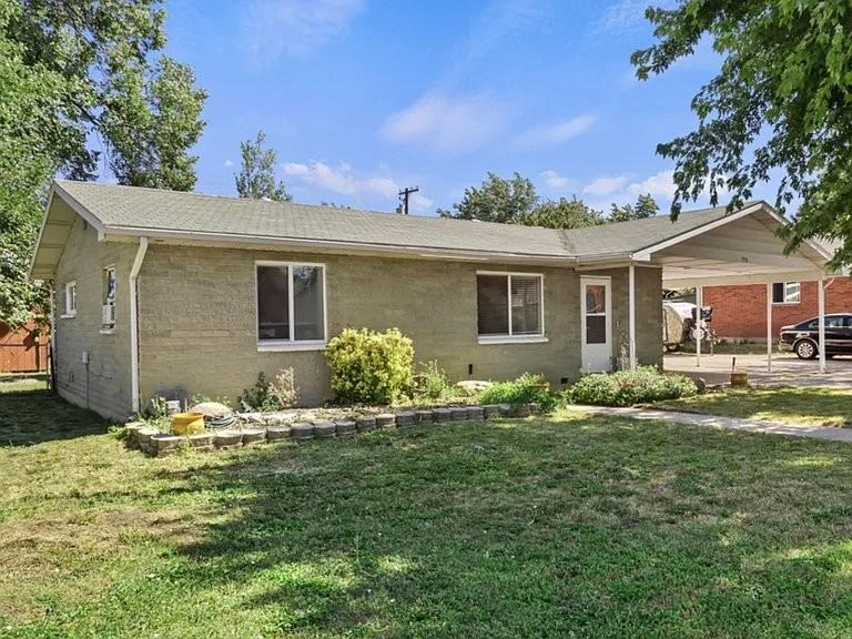770 Wn #BACK - Photo 3 of 16