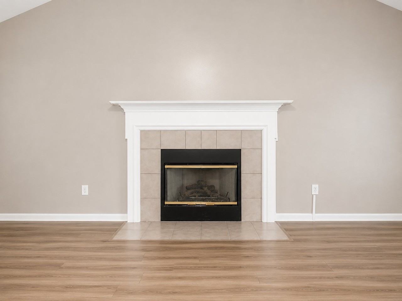 8607 Clover Glade Dr - Photo 5 of 24