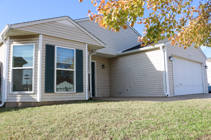 1205 Spring St - Photo 2 of 20
