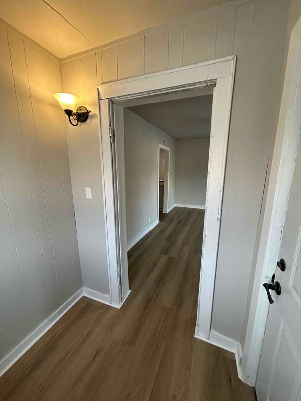 406 W 5th St #1 - Photo 3 of 17