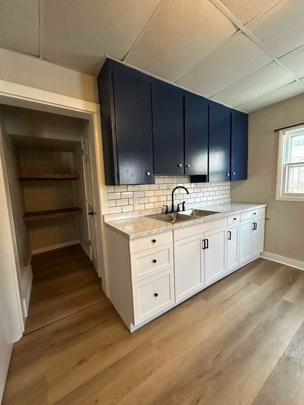 406 W 5th St #1 - Photo 6 of 17
