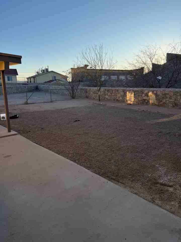 11917 Van Gogh Dr - Photo 2 of 18