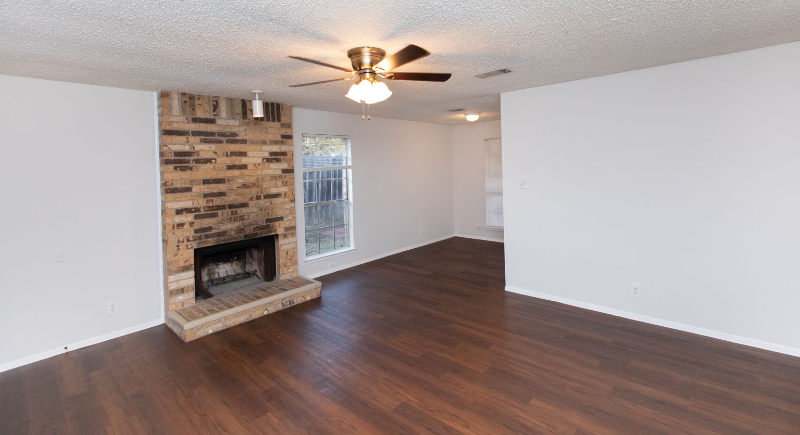 2102 Courtney St #A - Photo 3 of 17