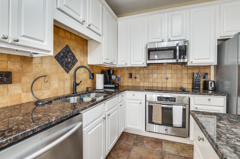 18735 Flatstone Ct - Photo 6 of 20