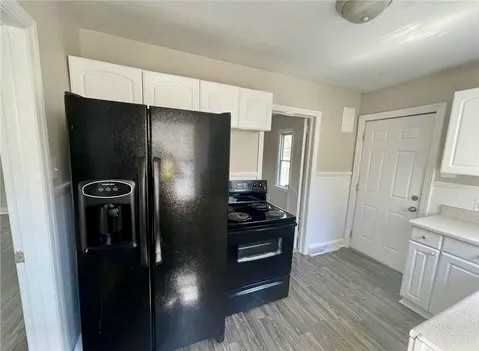 1009 Duke St - Photo 6 of 14