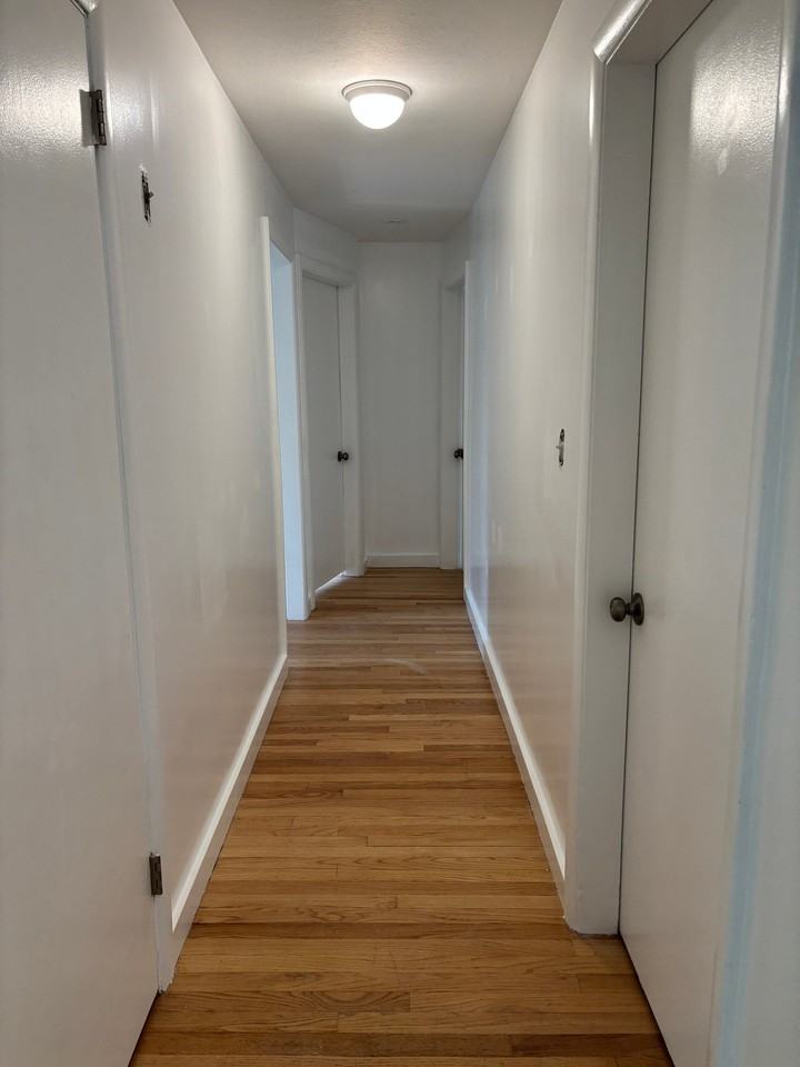 111 Hall St #1 - Photo 3 of 3