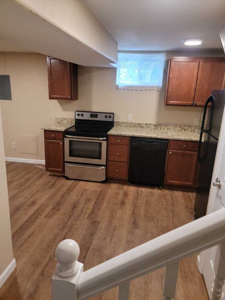 775 Kilmer St #1-2 - Photo 6 of 18