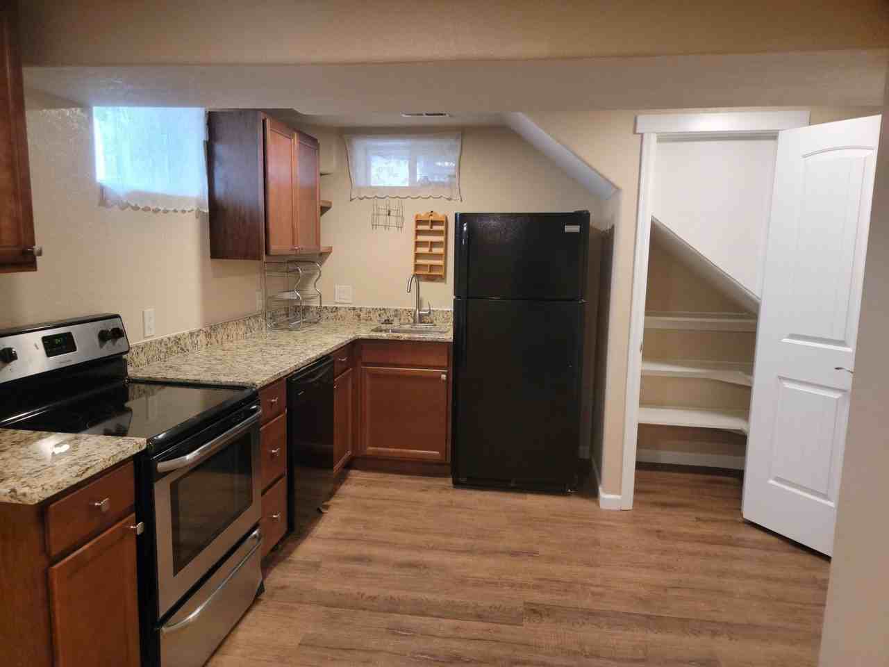 775 Kilmer St #1-2 - Photo 7 of 18