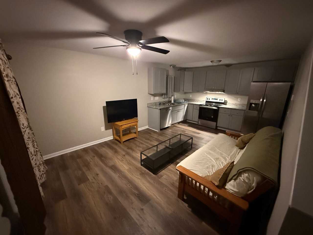 406 E Waddell St #B - Photo 3 of 16