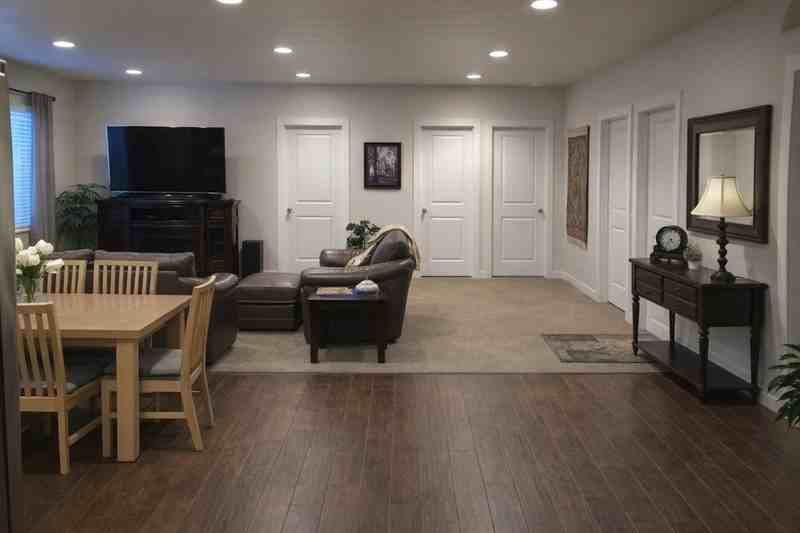 50 E Hunters Ridge Cir #1 - Photo 3 of 8