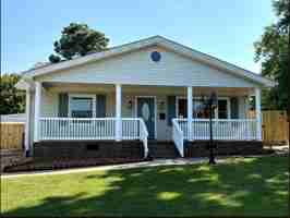 featured image of 906 E Green St