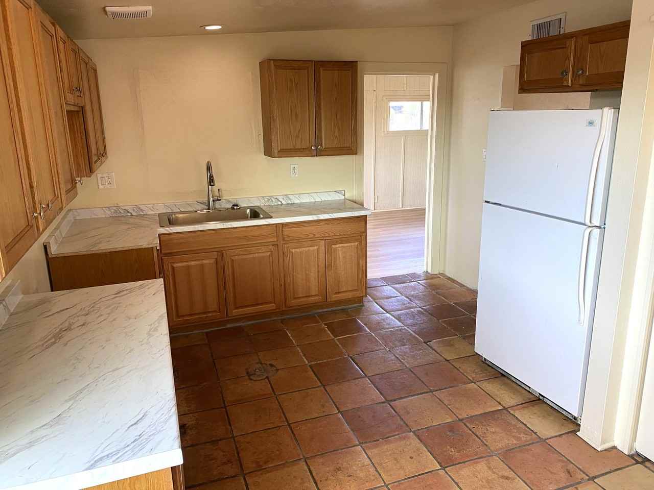 7268 E Eastview Dr - Photo 4 of 20