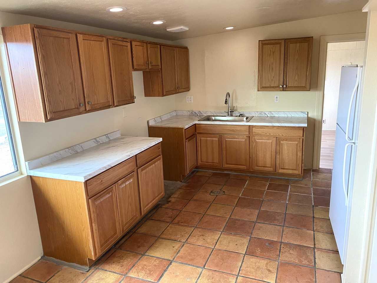 7268 E Eastview Dr - Photo 5 of 20