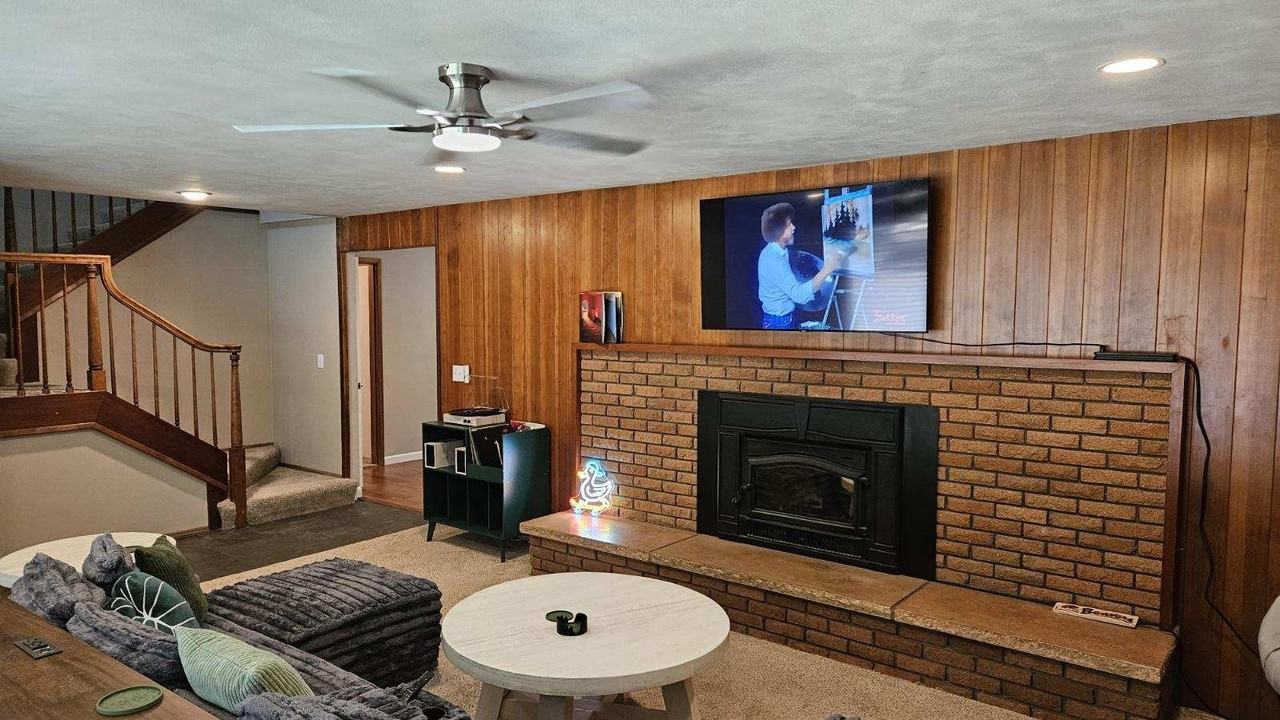 3230 Nw Norwood Dr - Photo 4 of 20