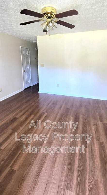 32 Maria Cir - Photo 2 of 8