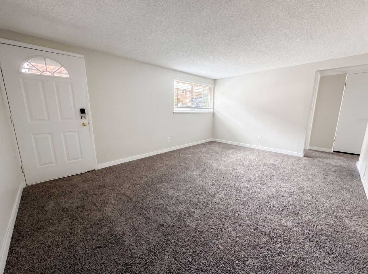 2575 Jellison St #2575 - Photo 5 of 15