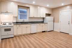 36 Termine Ave - Photo 1 of 1