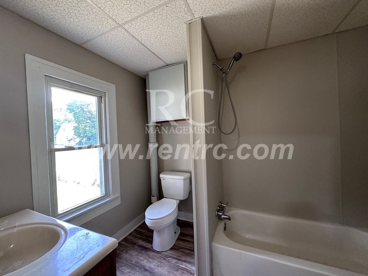 13 S Alexander St #S - Photo 4 of 14