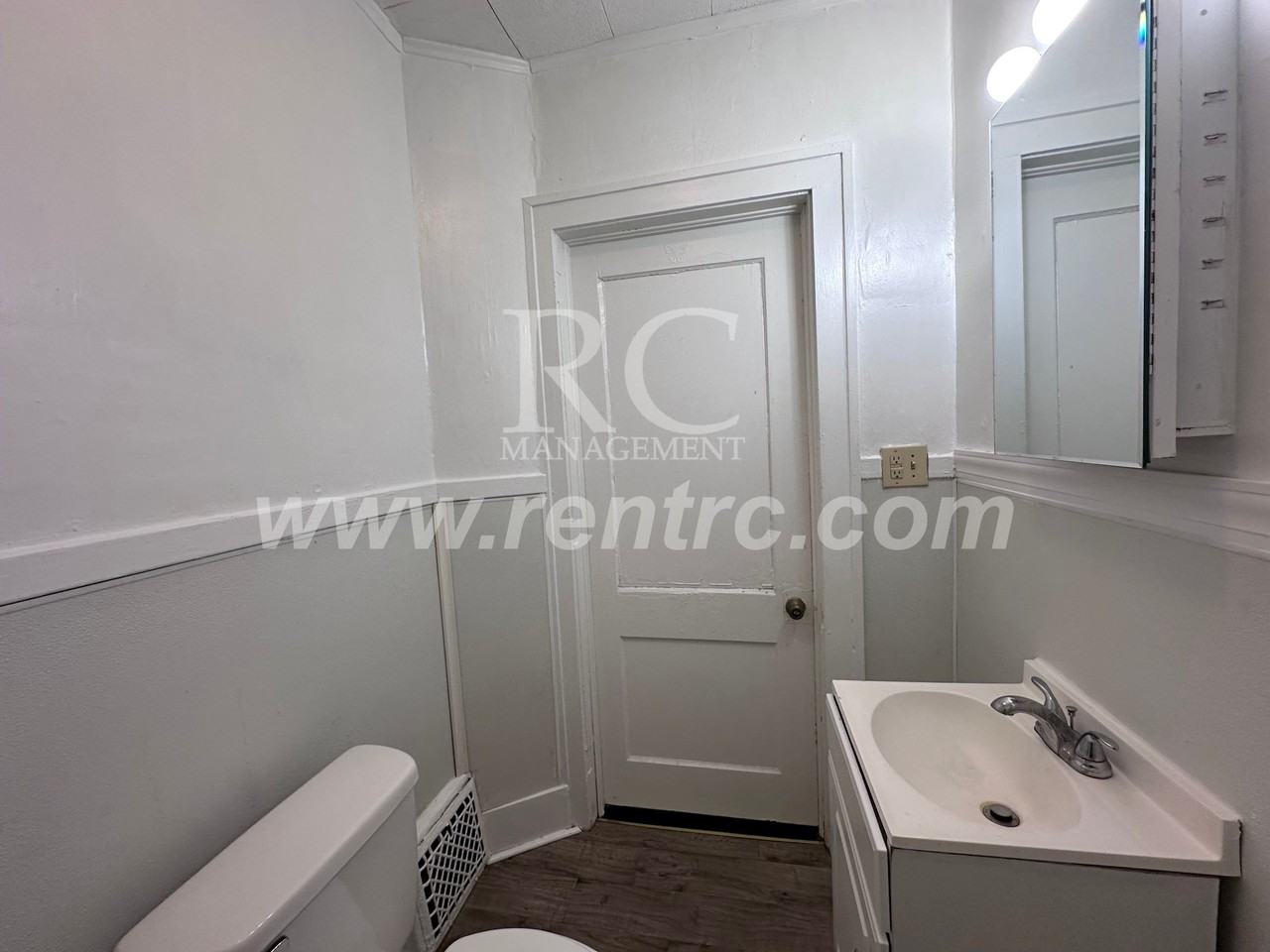 1115 Harmon St - Photo 5 of 16