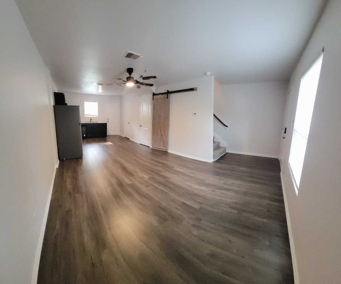 15134 Austin Rd - Photo 3 of 19