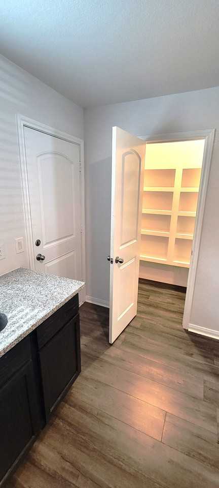 15134 Austin Rd - Photo 7 of 19