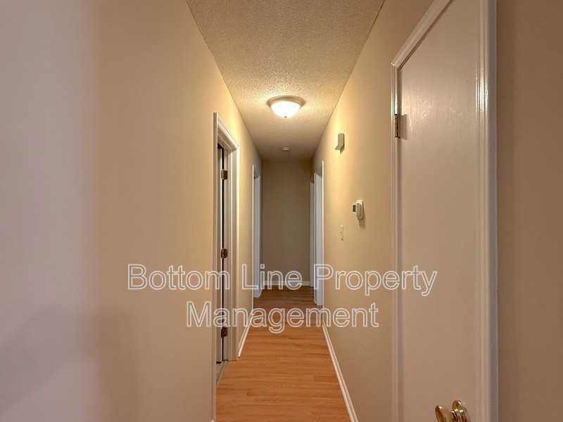 612 Dundeen Dr - Photo 6 of 15