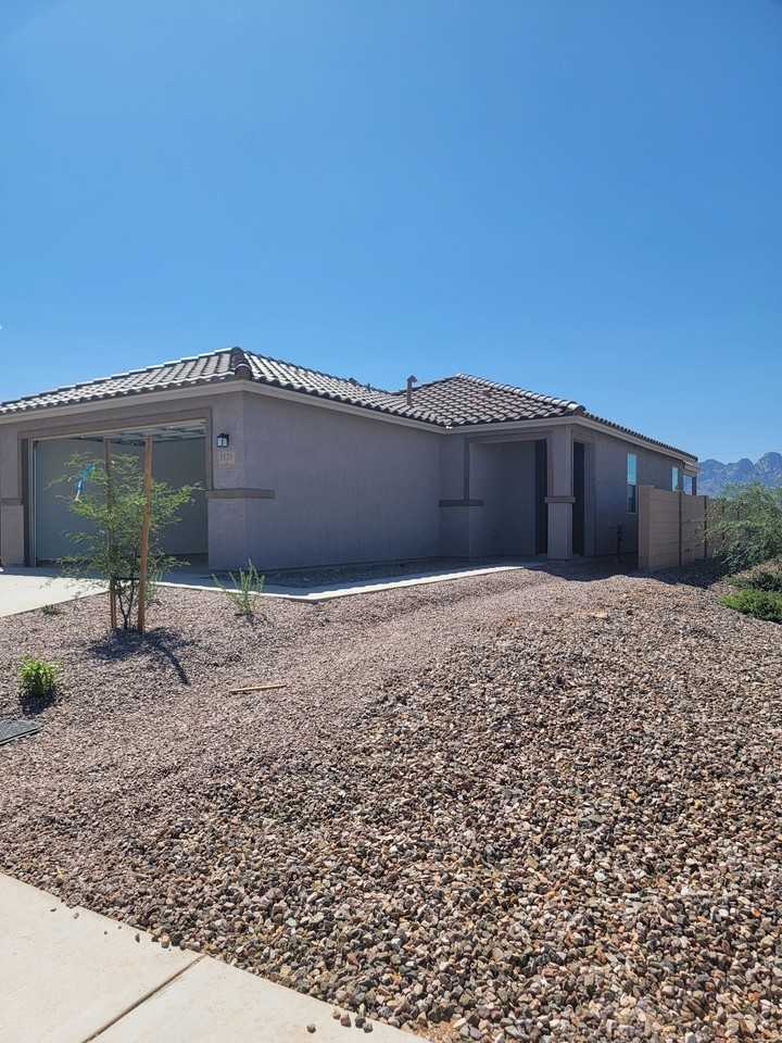 3526 E Violet Ridge Rd - Photo 4 of 20