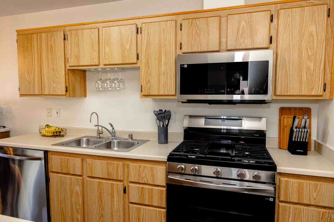 5404 Lonesome Biker Ln - Photo 6 of 19