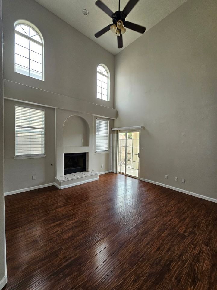 7324 Peregrine Rd Ne - Photo 5 of 16