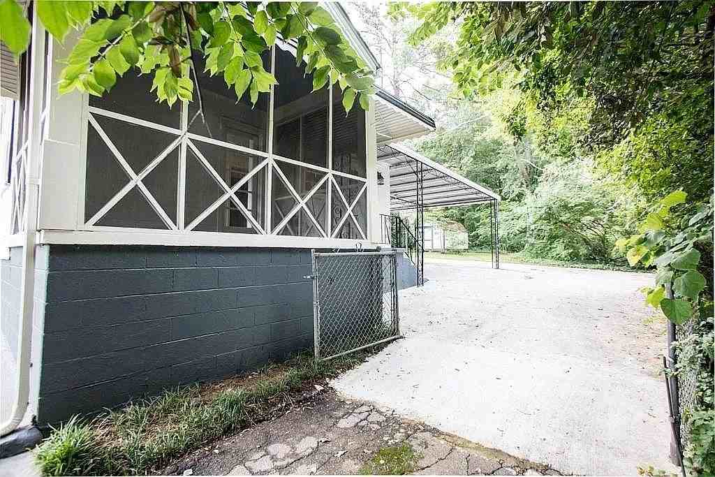 3200 Lavista Rd - Photo 5 of 27