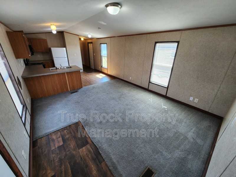 16469 County Road 3594 - Photo 2 of 11