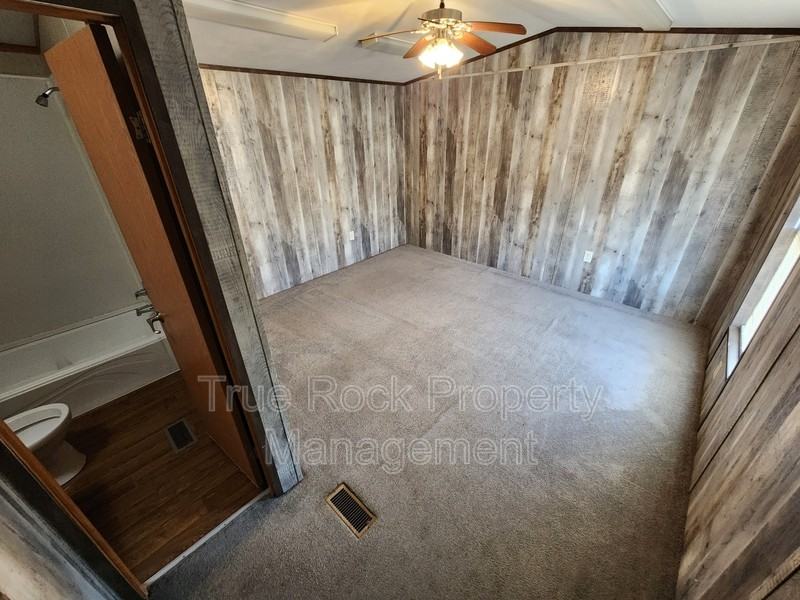 16469 County Road 3594 - Photo 5 of 11