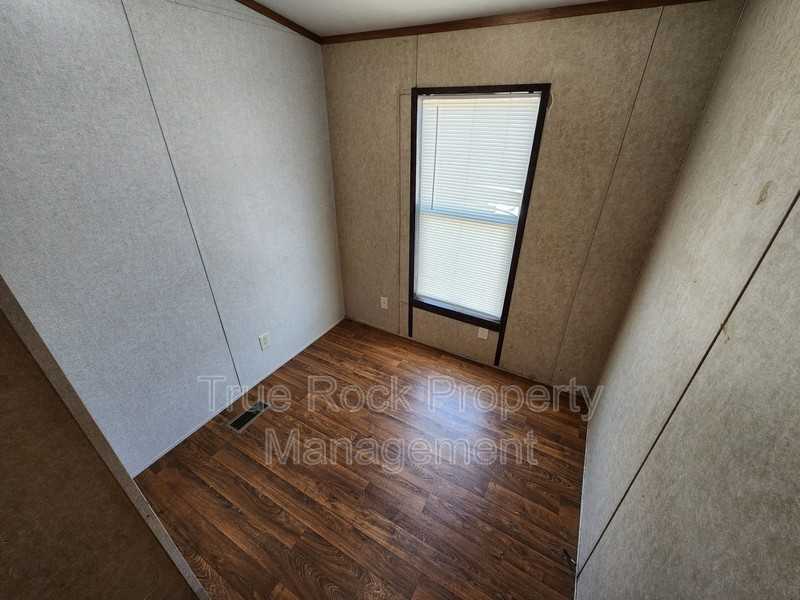 16469 County Road 3594 - Photo 7 of 11