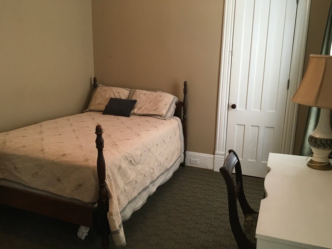 413 Westcott St - Photo 6 of 9