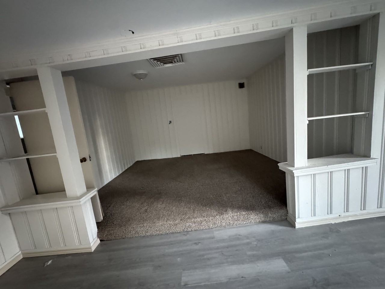 621 E Harris Ave - Photo 5 of 7