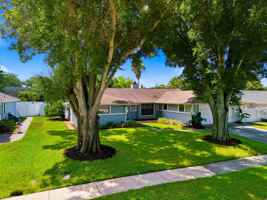 featured image of 1638 Spottswood Cir