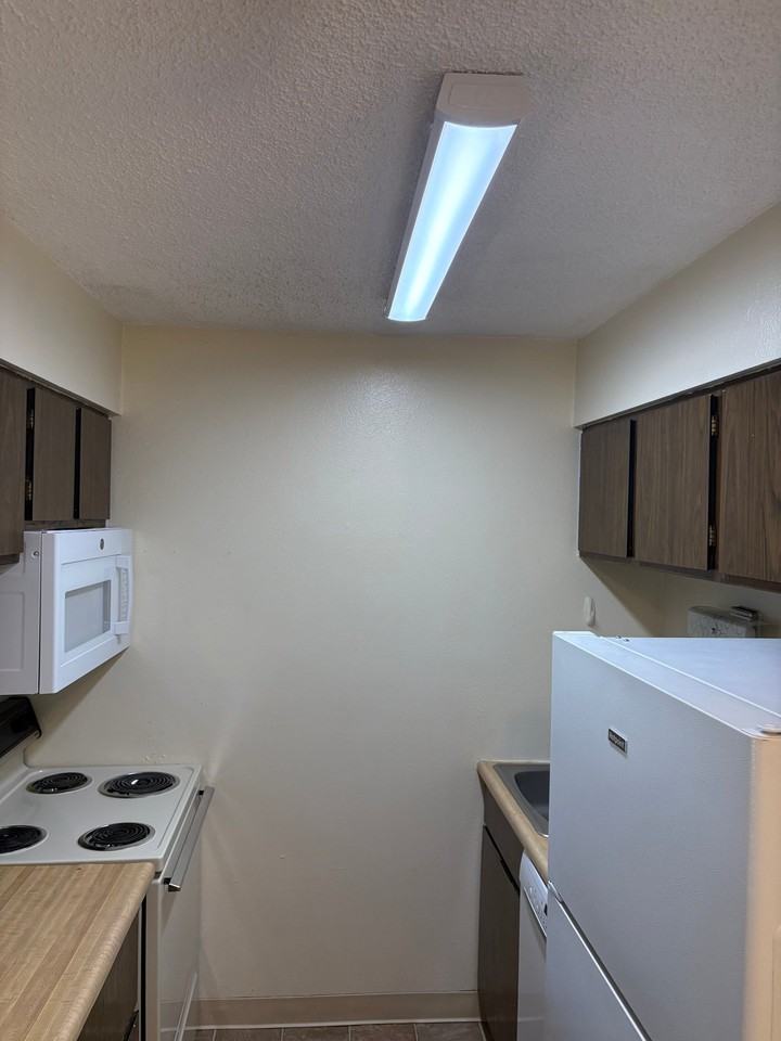 60 Douglas Ln #223 - Photo 3 of 20