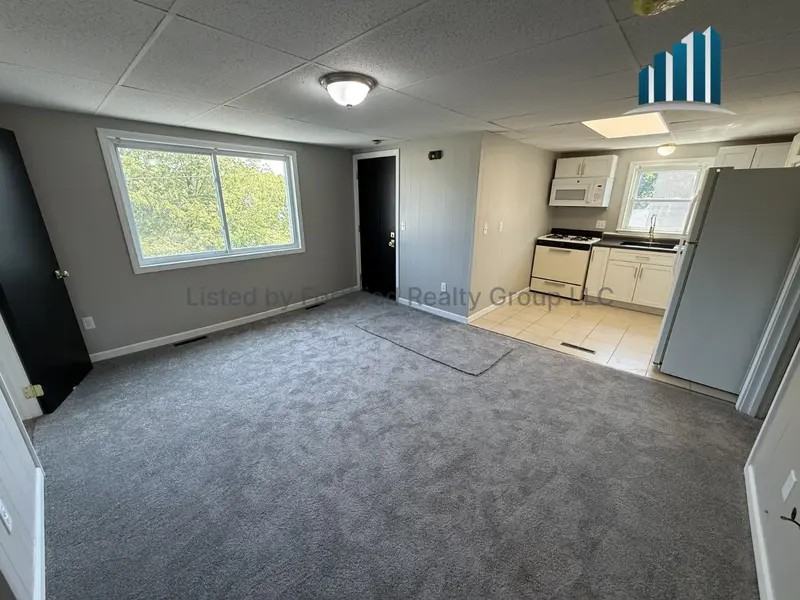 85 Massasoit St #3L - Photo 5 of 21